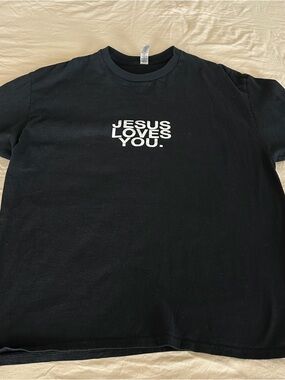 Jesus loves you graphic tee